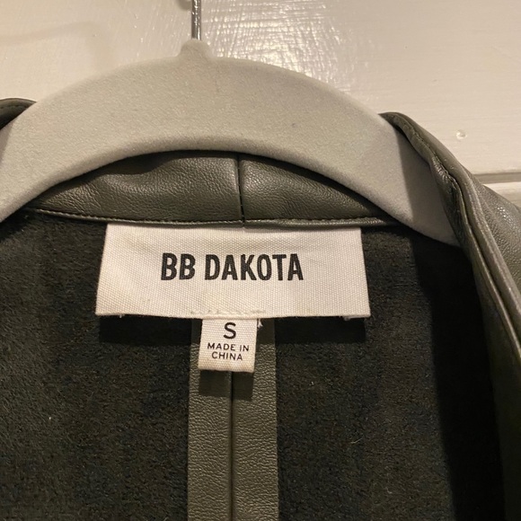 BB Dakota Faux leather cropped jacket/ blazer - Picture 8 of 10